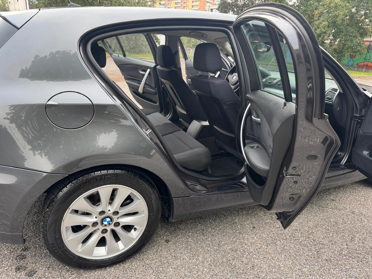 Bmw 116 116i cat 5 porte Futura