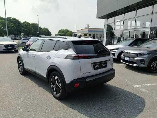 Peugeot 2008 Elettrica 156cv Long Range ALLURE KM ZERO