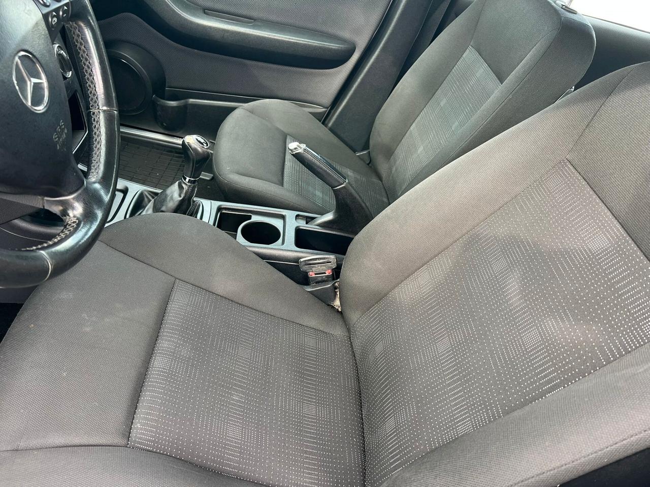 Mercedes-benz A 160 CDI BlueEFFICIENCY Avantgarde