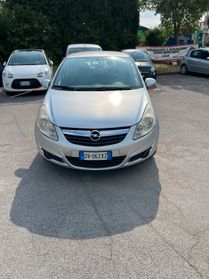Opel Corsa 1.4 16V 5 porte Cosmo