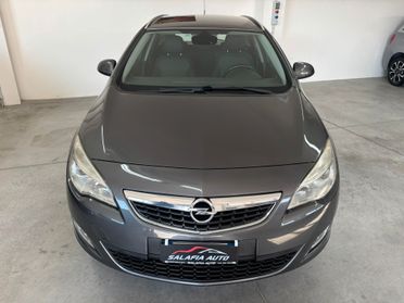 Opel Astra 1.7 CDTI 110CV Sports Tourer Cosmo