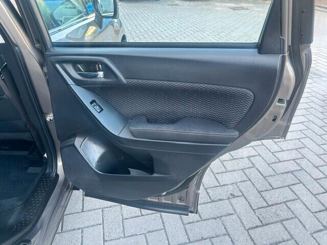 Subaru Forester 2.0i Lineartronic Style Saas