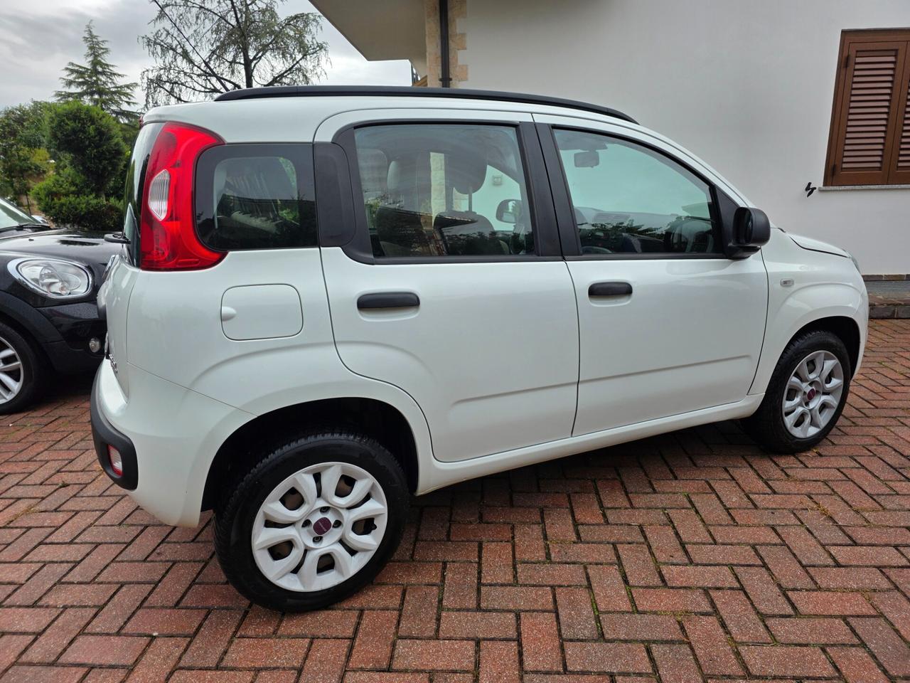 Fiat Panda 0.9 TwinAir Turbo Natural Power Lounge
