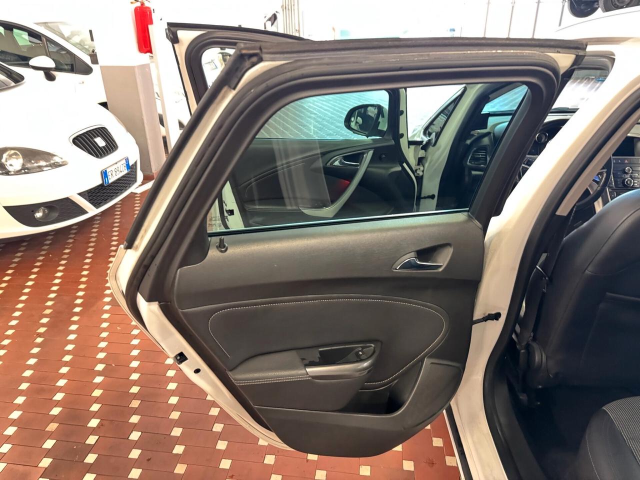 Opel Astra 1.7 CDTI 110CV Sports Tourer Cosmo - UNICO PROPRIETARIO