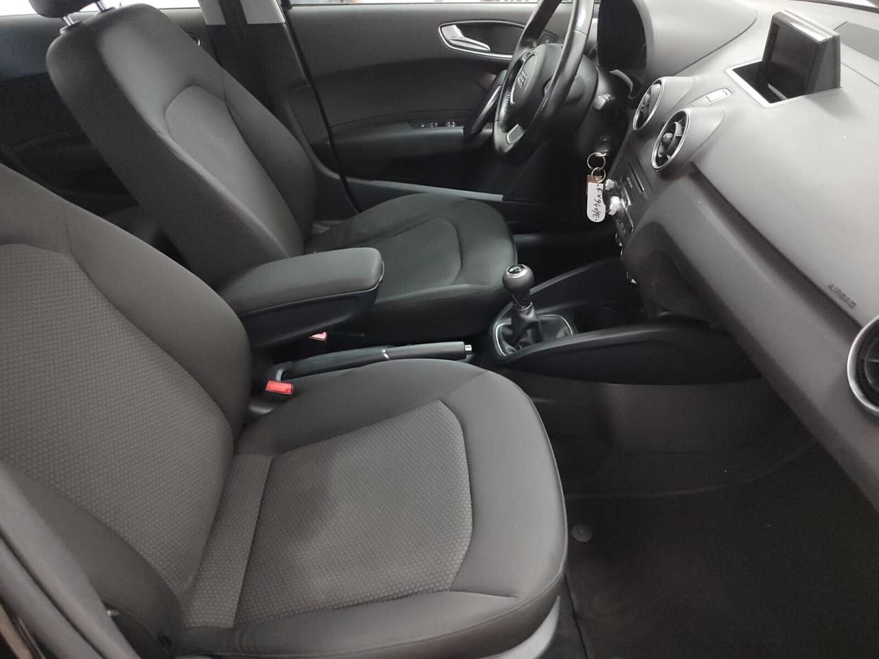 Audi A1 SPB 1.6 TDI 116 CV ( BICOLORE) SUPER PREZZ