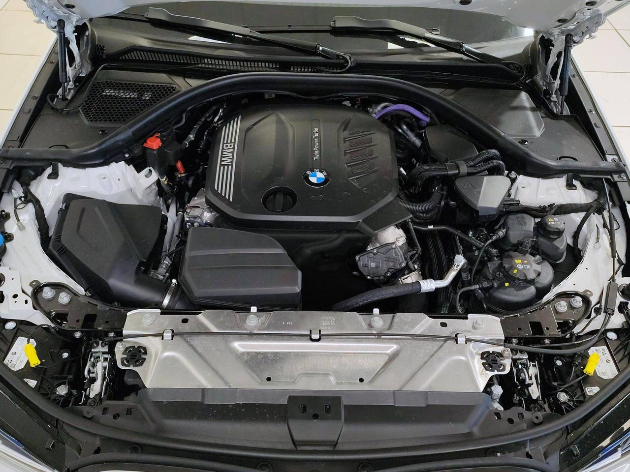 BMW Serie 3 318d 48V MSport