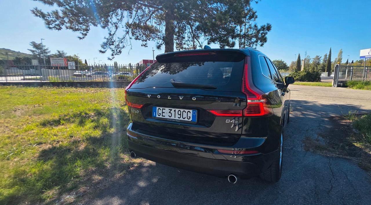 Volvo XC 60 B4 Momentum Pro