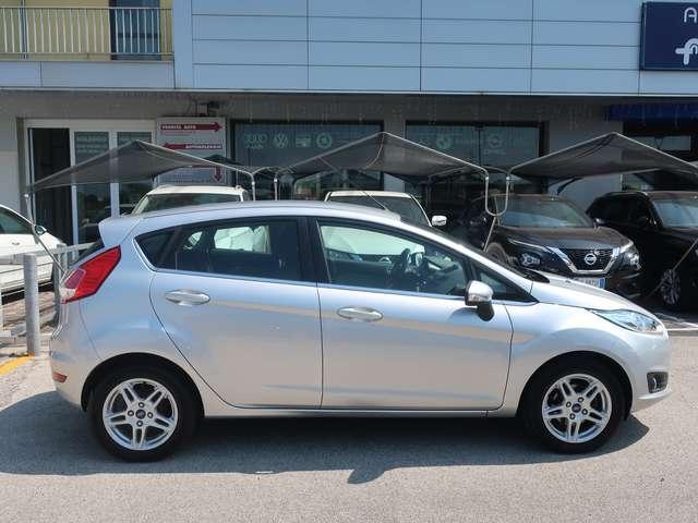 Ford Fiesta 5p 1.2 16v Titanium 82cv FL