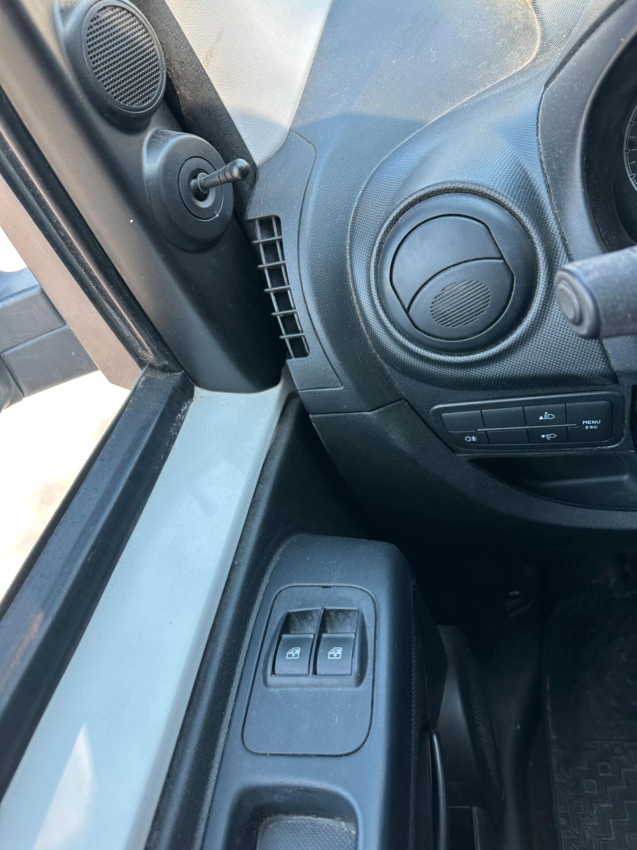 Fiat Qubo 1.4 8V 77 CV Active Natural Power