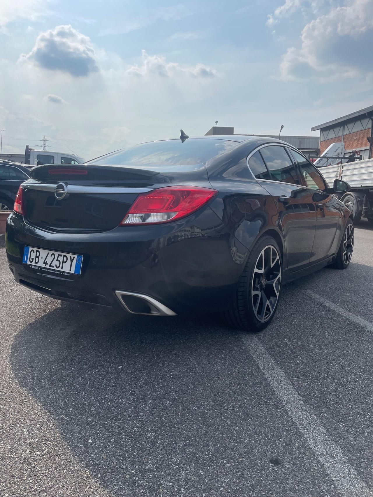 Opel Insignia 2.8 Turbo 4x4 325CV 4 porte OPC
