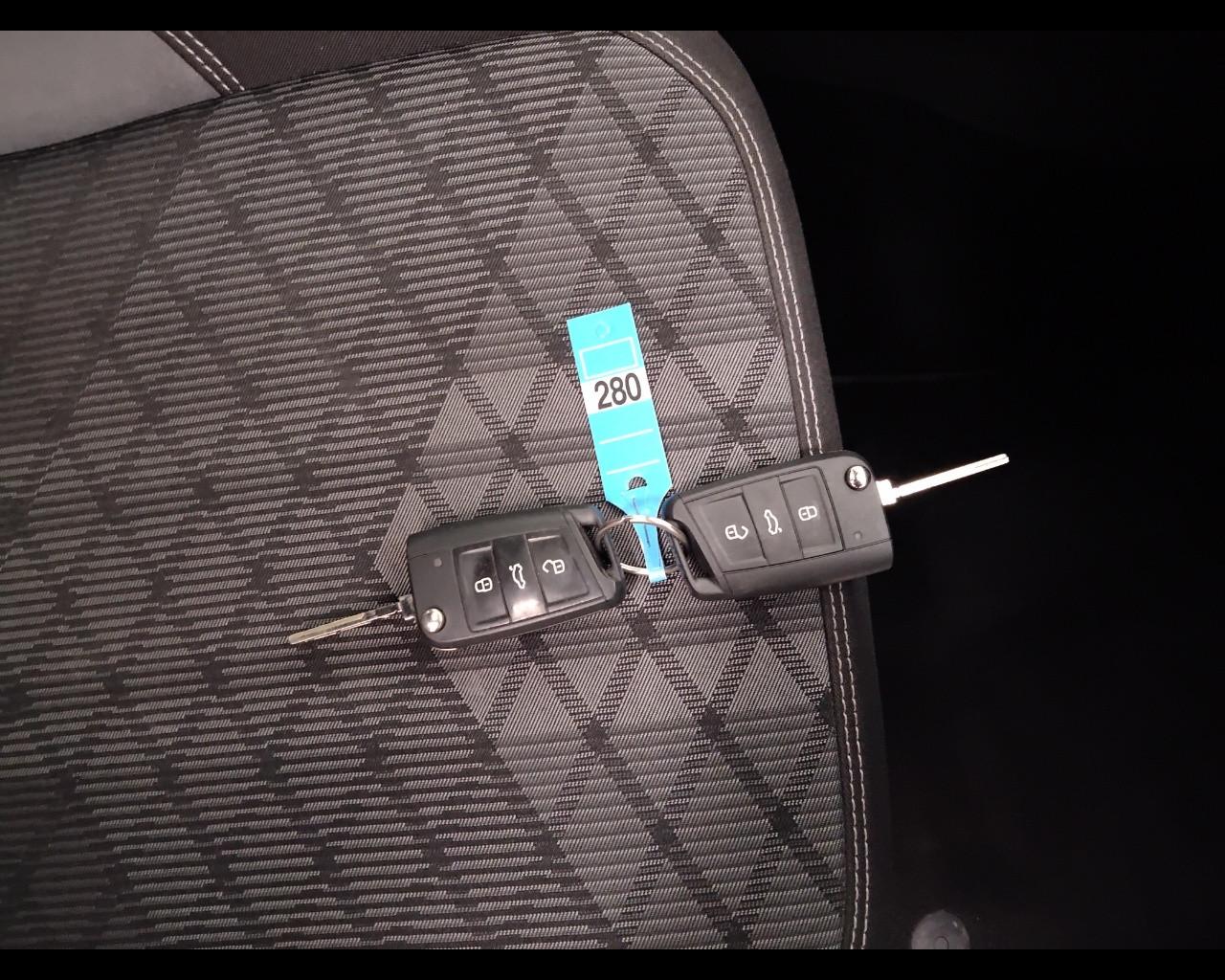 VOLKSWAGEN Taigo - Taigo 1.0 tsi R-Line 110cv