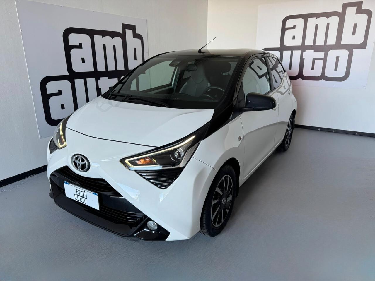 Toyota Aygo Connect 1.0 72 CV 5 porte