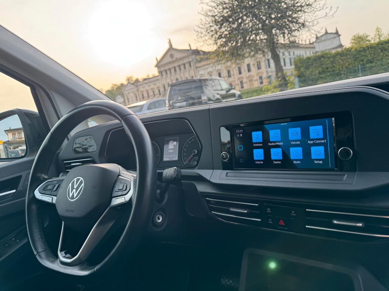 Volkswagen Caddy 2.0 TDI 122 CV DSG Life