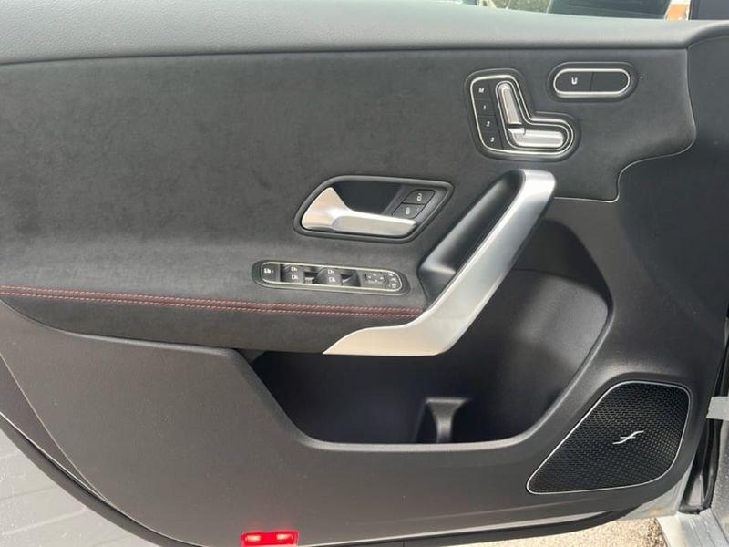 Mercedes-Benz Classe A 45 S AMG 4Matic+ AMG Line Premium