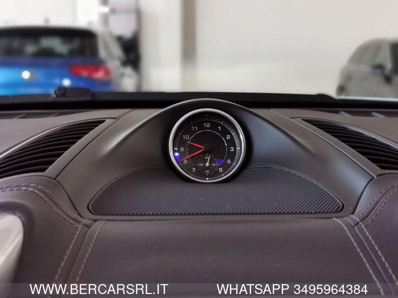 Porsche Cayenne Diesel Platinum Edition 184 KW*TETTO*BOSE*PASM*TELECAMERA*CL_21*APPLE CAR PLAY*Multi