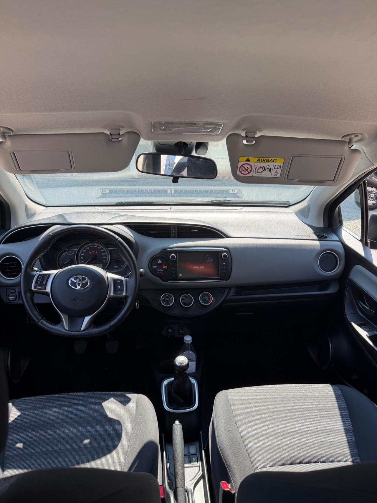 Toyota Yaris 1.0 5 porte Lounge