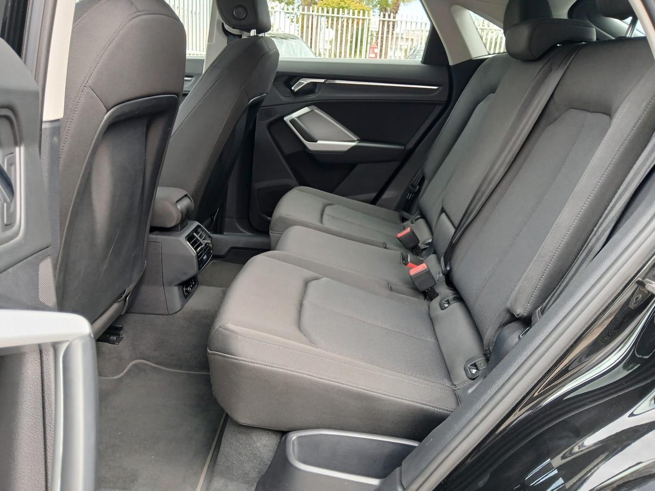 Audi Q3 SPB 35 TDI S tronic Business