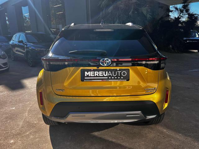 TOYOTA Yaris Cross 1.5 Hybrid 5p. E-CVT AWD-i Premiere