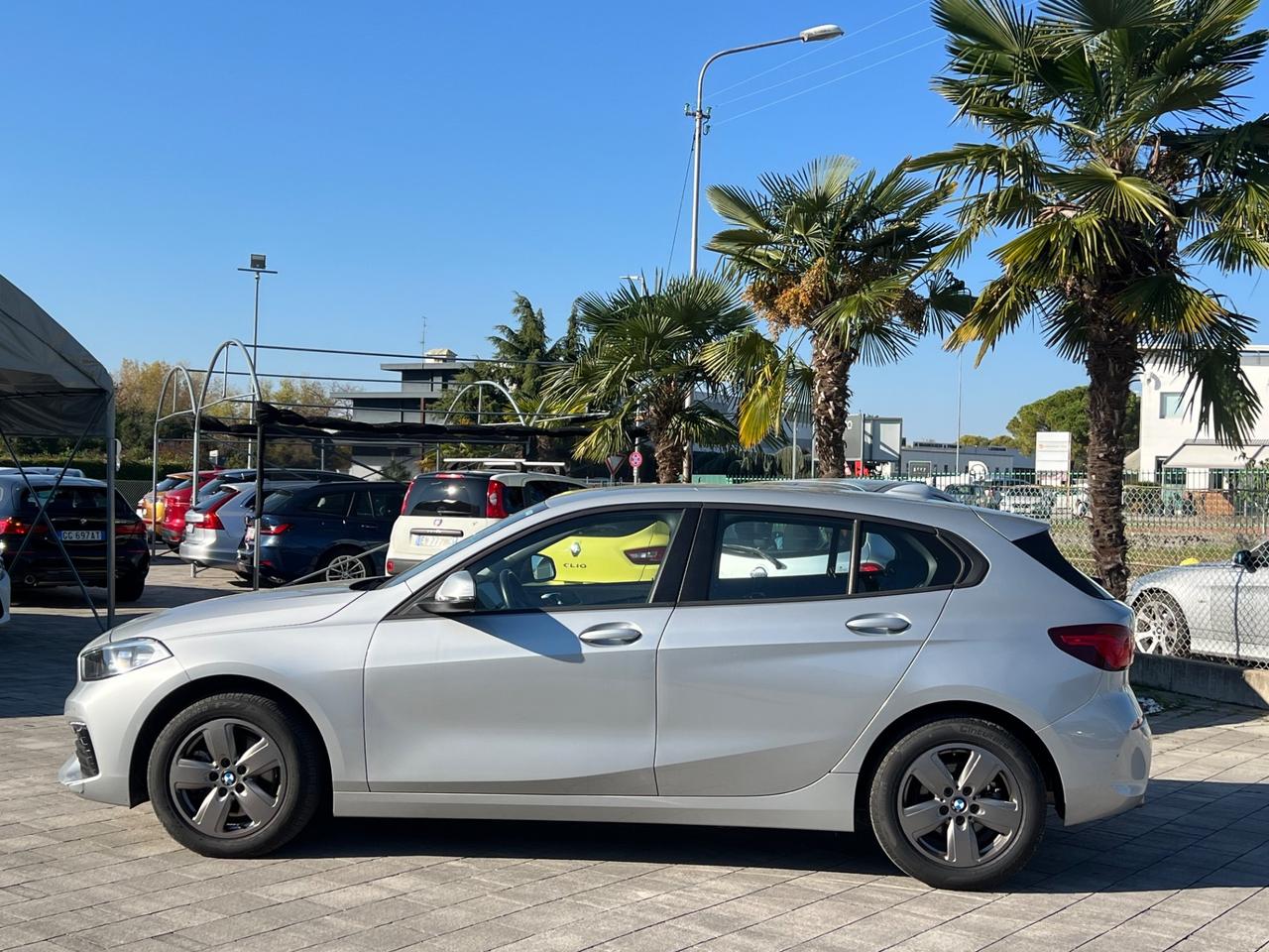 BMW 118i Business Advantage 140cv FINANZIABILE