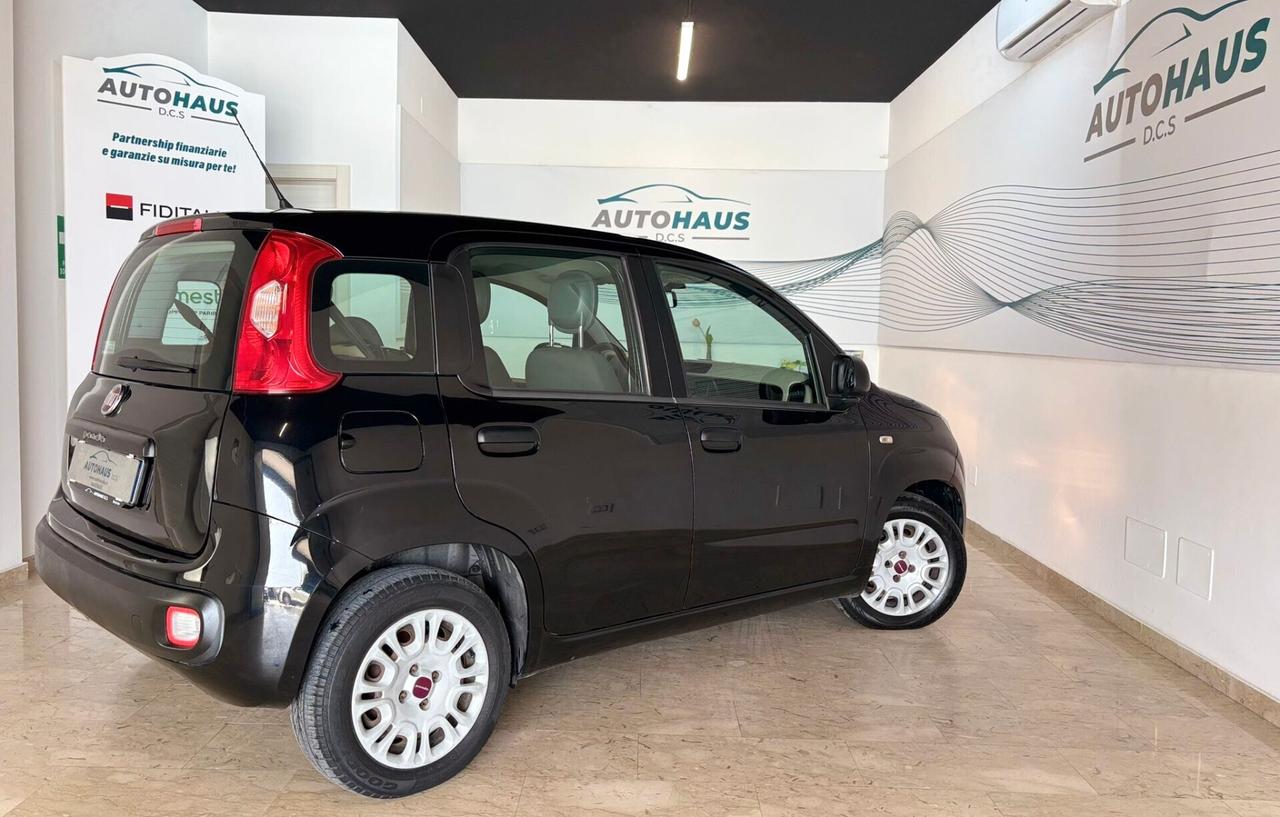 Fiat Panda 1.2 BENZ 2015 CLIMA 5 POSTI
