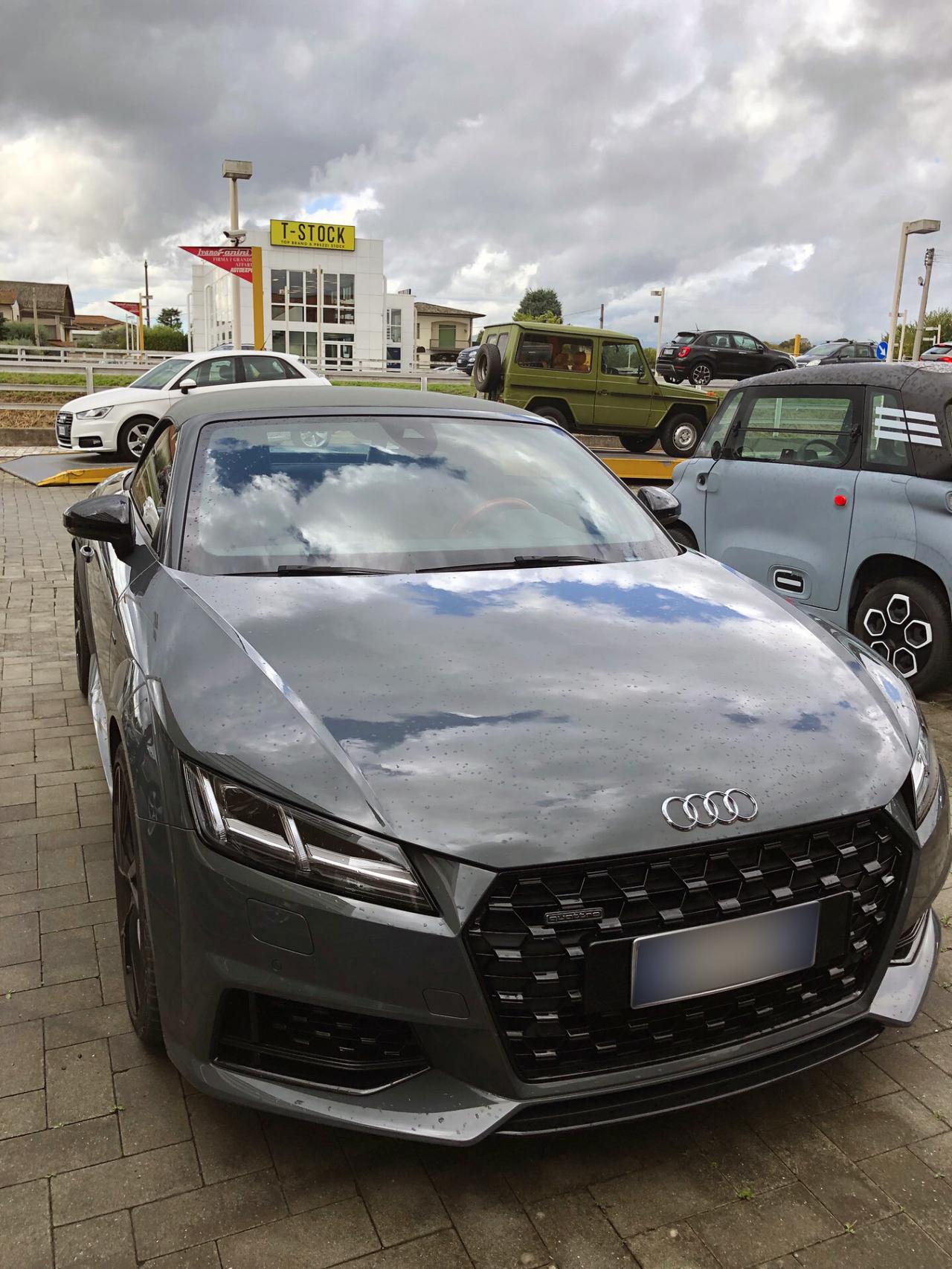 Audi TT TTS Roadster TFSI quattro S tronic 20 anniversary
