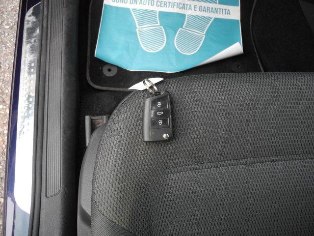 VOLKSWAGEN Golf 1.6 TDI 115cv DSG 5p. -OK NEOPATENTATI- DA VETRINA