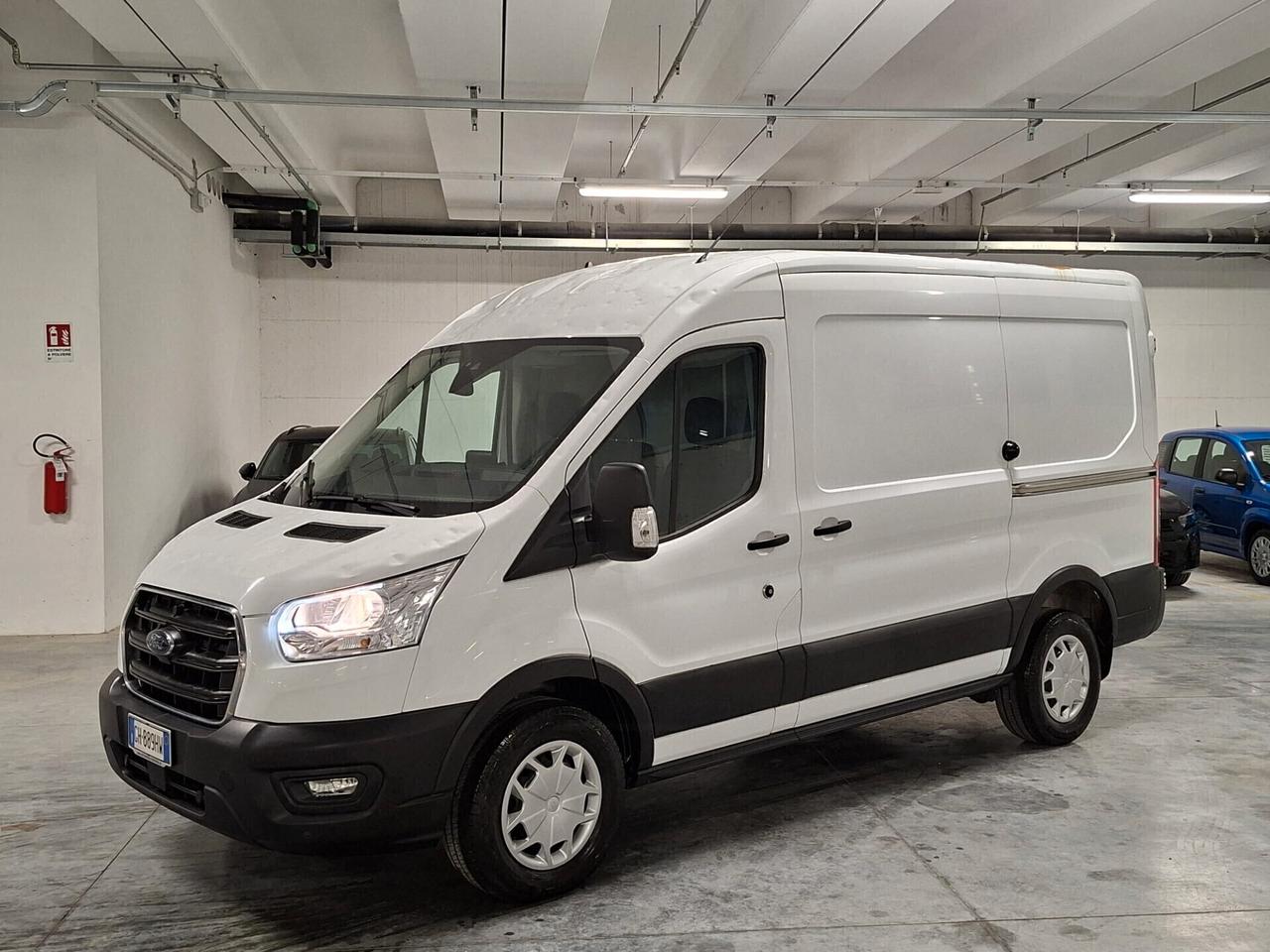 Ford Transit 350 2.0 TDCi EcoBlue Trend L2H2 Automatico