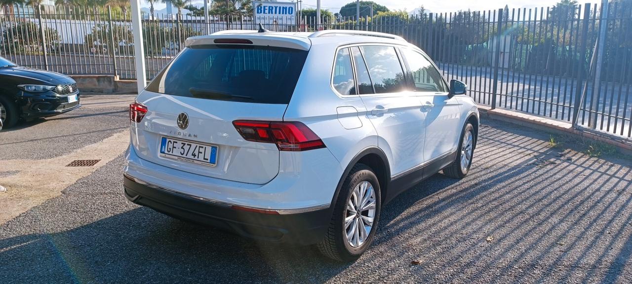 Volkswagen Tiguan 2.0 TDI 150 CV SCR DSG Life