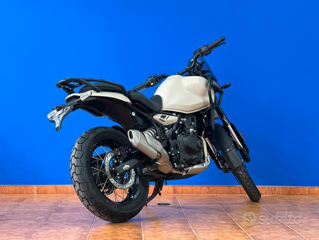 ROYAL ENFIELD HIMALAYAN 450 tua a soli 64 euro