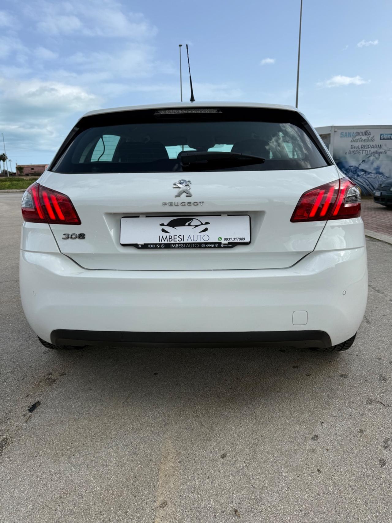 Peugeot 308 BlueHDi 130 S&S Business