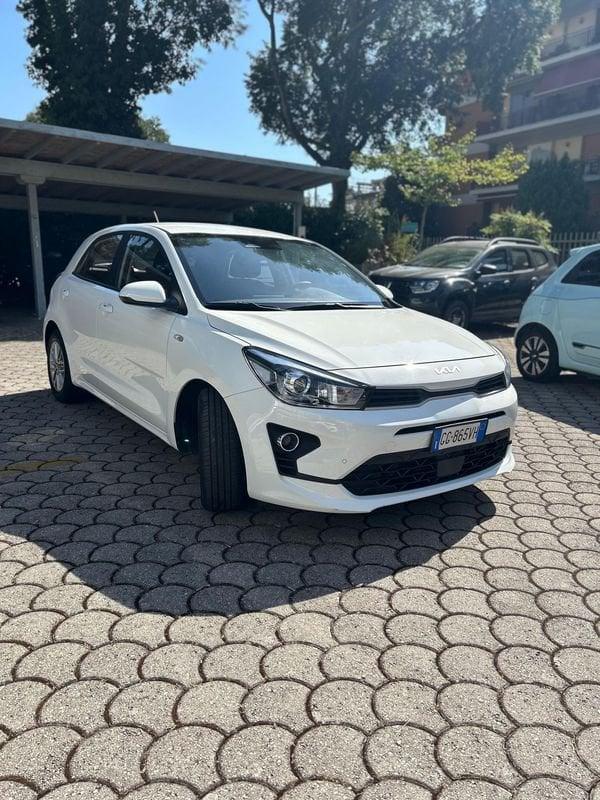 Kia Rio 1.2 DPI STYLE