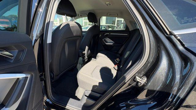 AUDI Q3 SPB 35 TDI quattro S tronic Bus. Plus IVA ESPOSTA