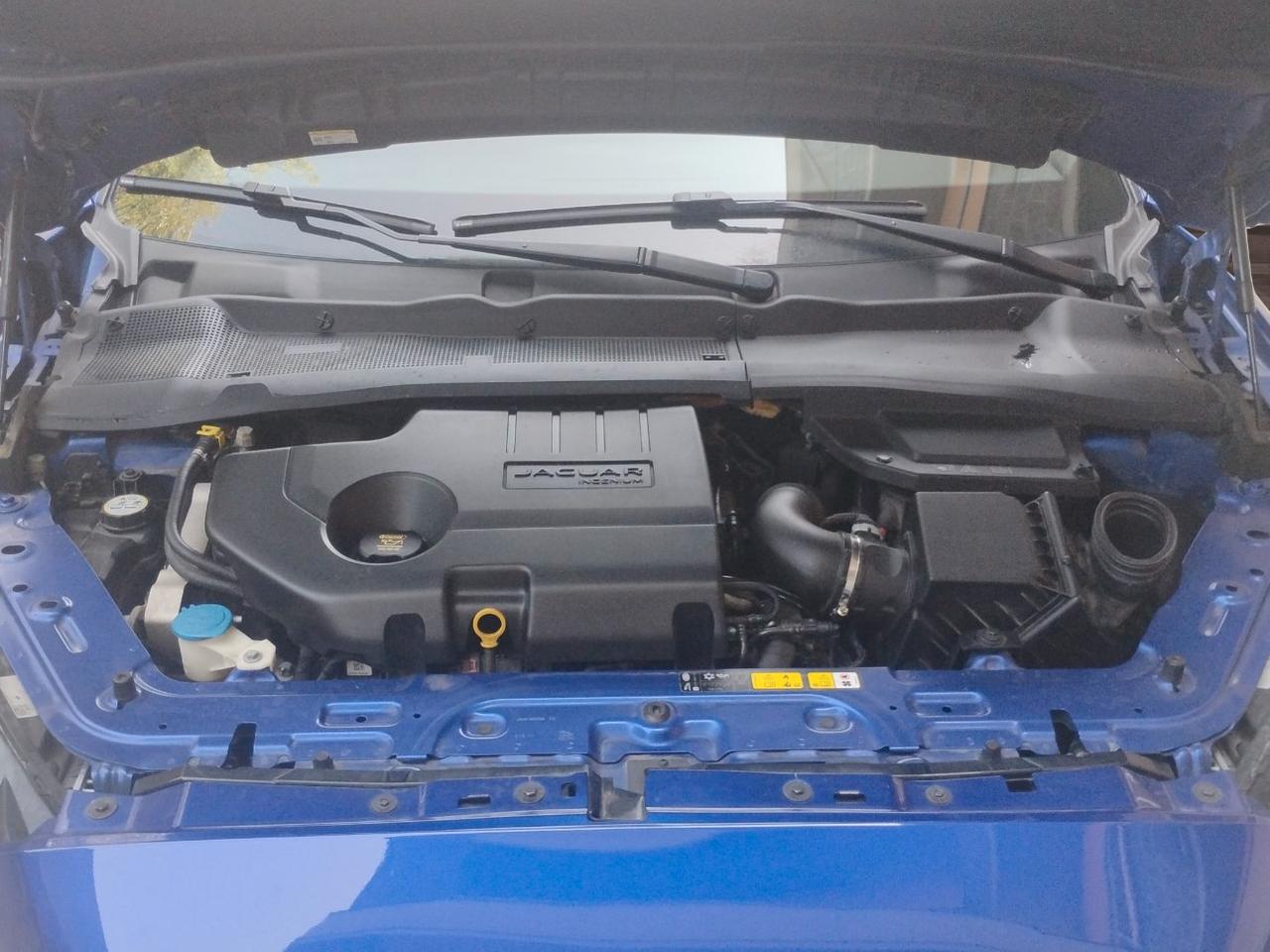 Jaguar E-Pace 2.0d i4 R-Dynamic.240cv.PANORAMA.