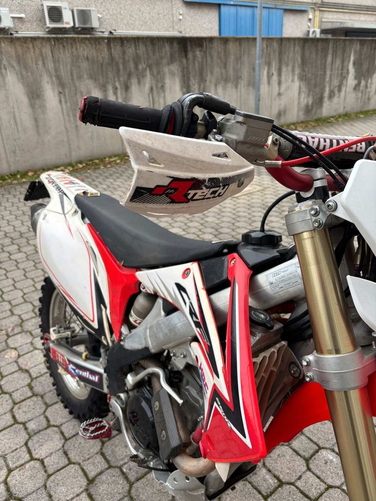 Honda CRF 250 R - Rif.2886
