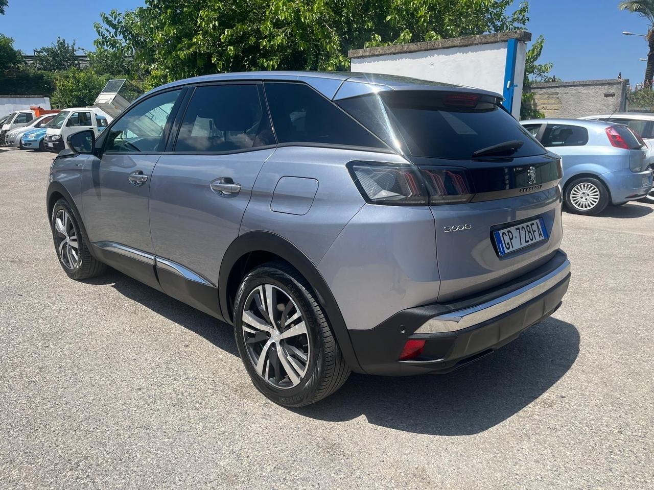 Peugeot 3008 1.5 hybrid 4-300 cv e-eat 8-allure-2023
