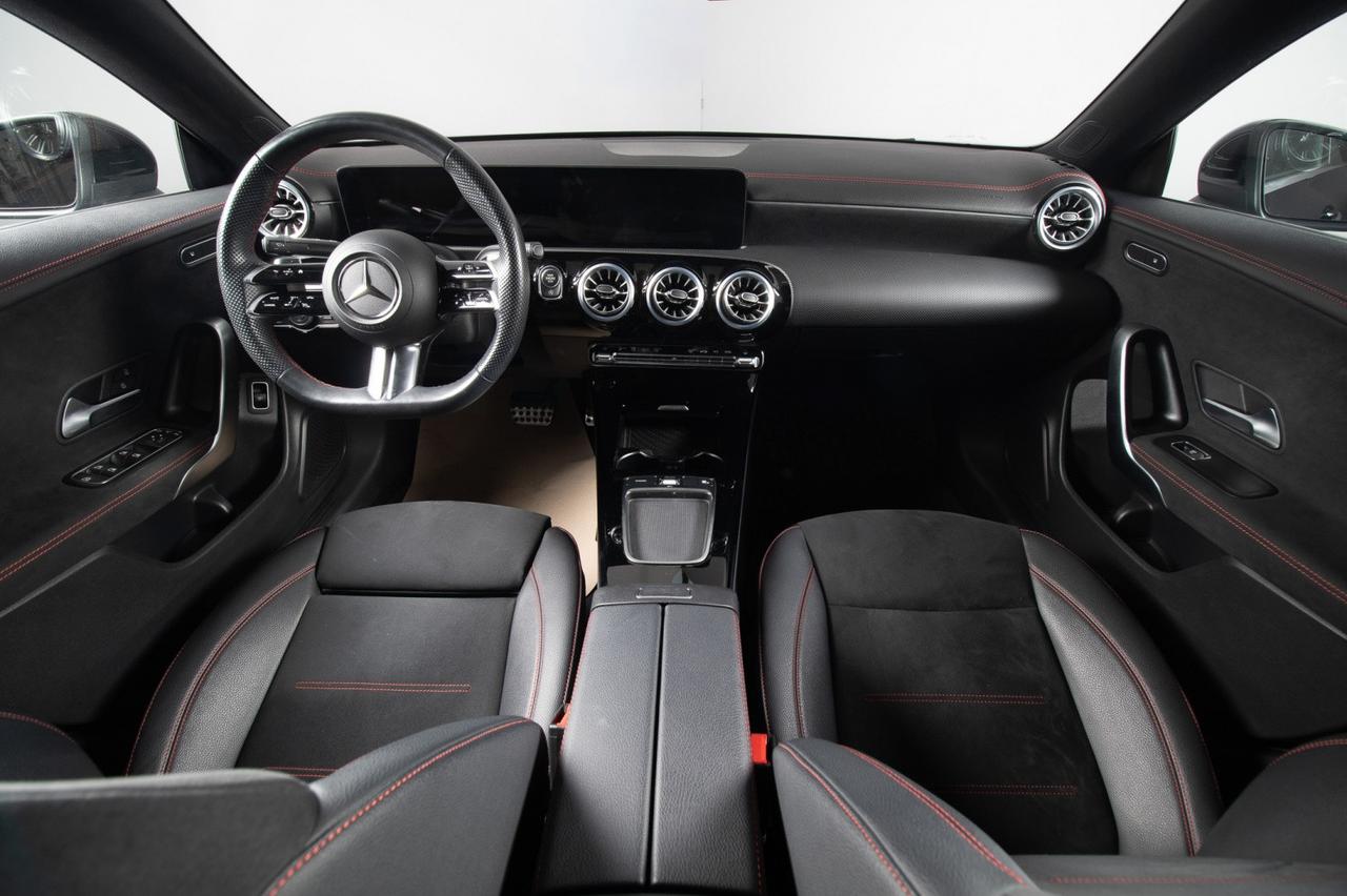 Mercedes-Benz CLA 200 Coupe Premium Amg Auto Restyling