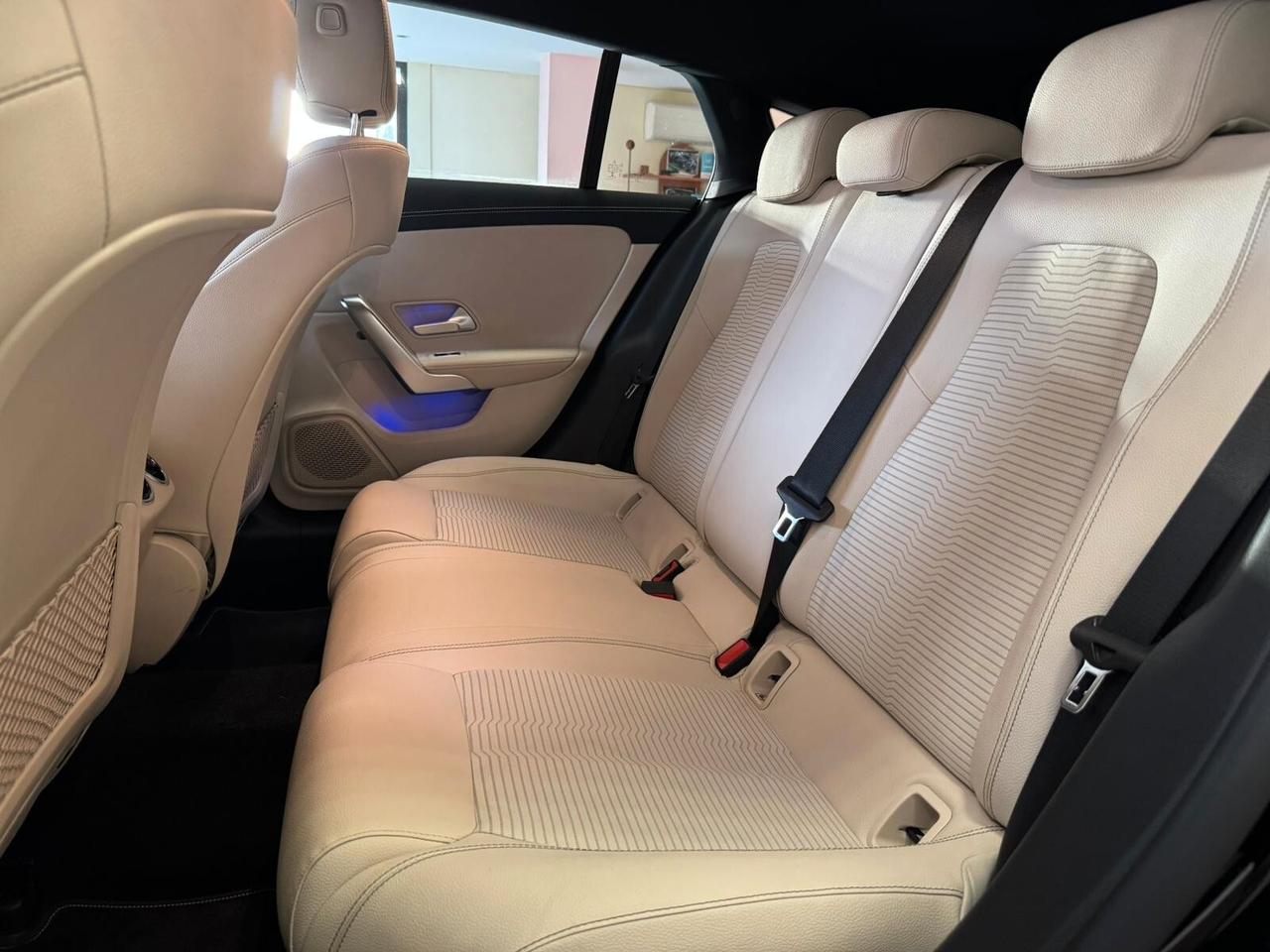 Mercedes-benz CLA 180 d Automatic Shooting Brake Executive