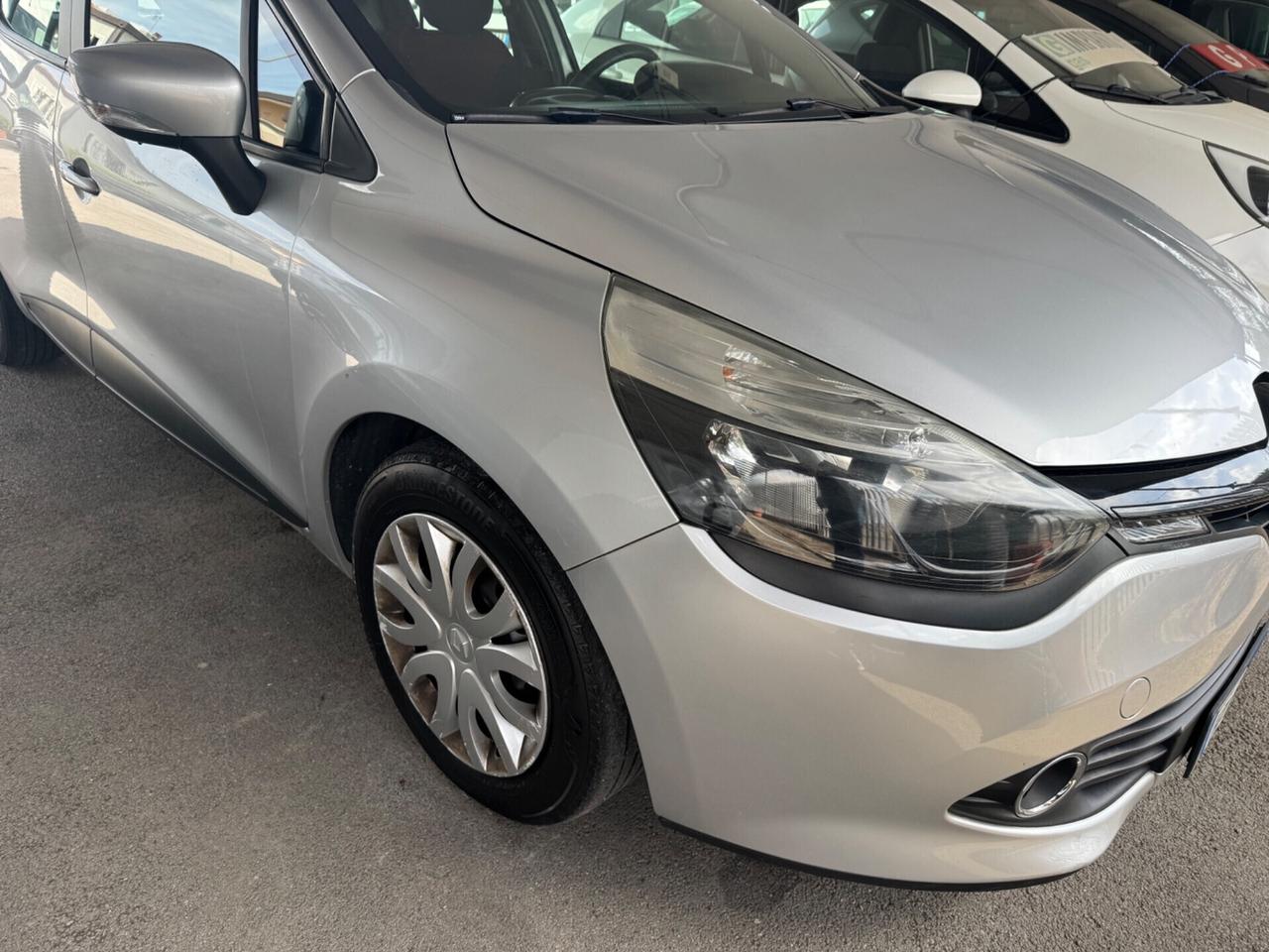 Renault Clio 1.2 75CV 5 porte Wave