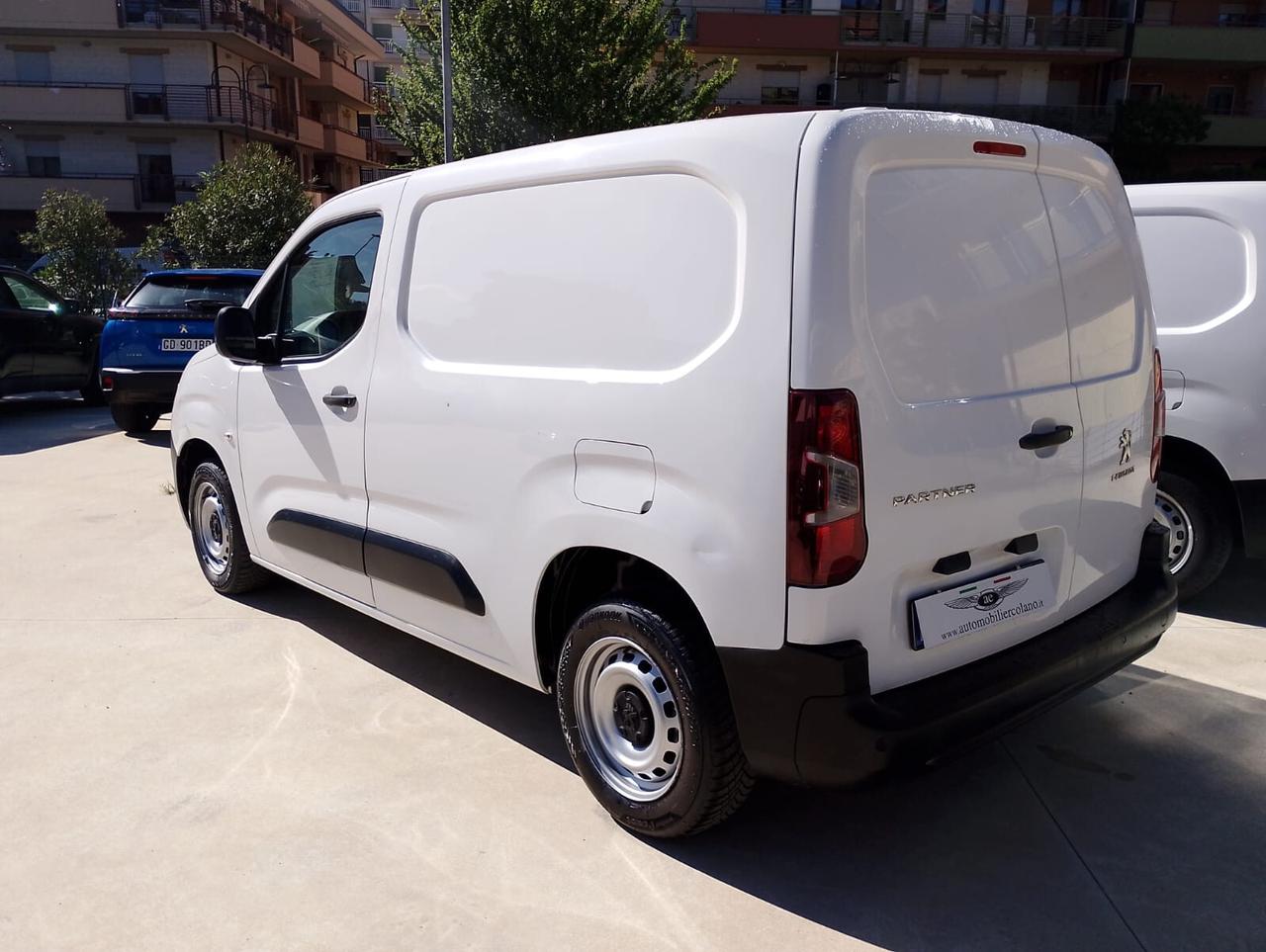 Peugeot Partner PEUGEOT PARTNER 4P /3 POSTI VETT. FURGONATA L1 BLUEHDI 100CV PREMIUM