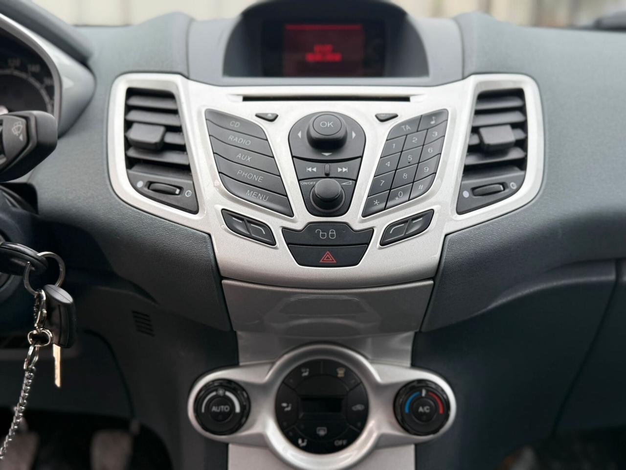 Ford Fiesta 2010 GPL