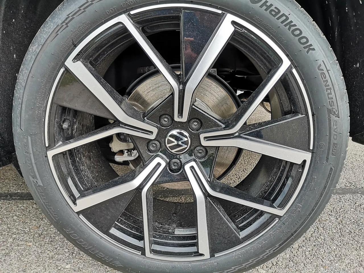 Volkswagen Tiguan 2.0 TDI 193 CV DSG 4MOTION R-Line Plus