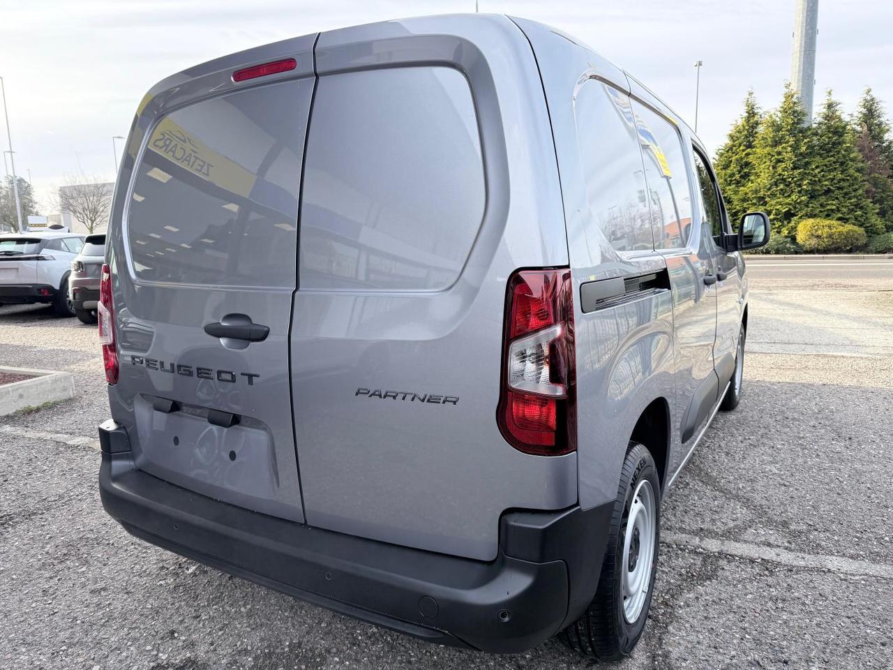 PEUGEOT Partner 1.5 diesel 100cv S&S L1 € 18900 + IVA