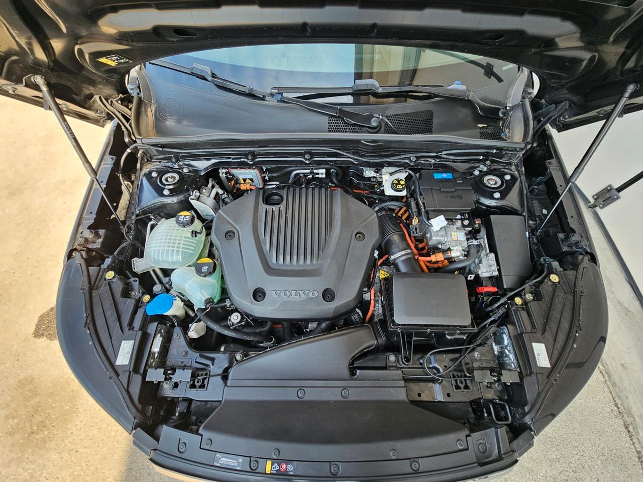 Volvo XC40 1.5 t4 recharge phev START GUASTO AL MOTORE