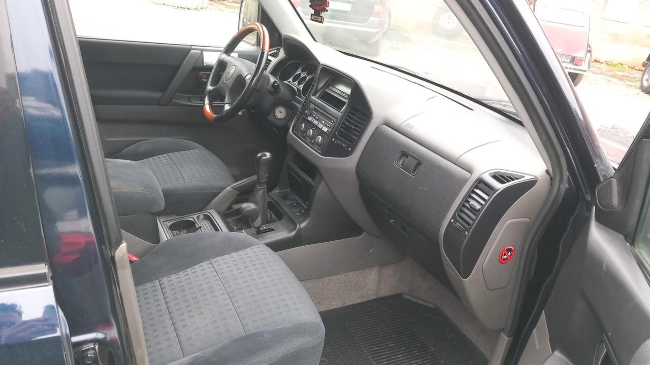 Mitsubishi Pajero 3.2 16V DI-D 5p. GLS1 7 posti