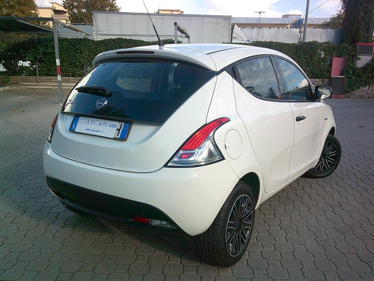 Lancia Ypsilon 1.2 69 CV 5 porte S&S*PREZZO VERO*