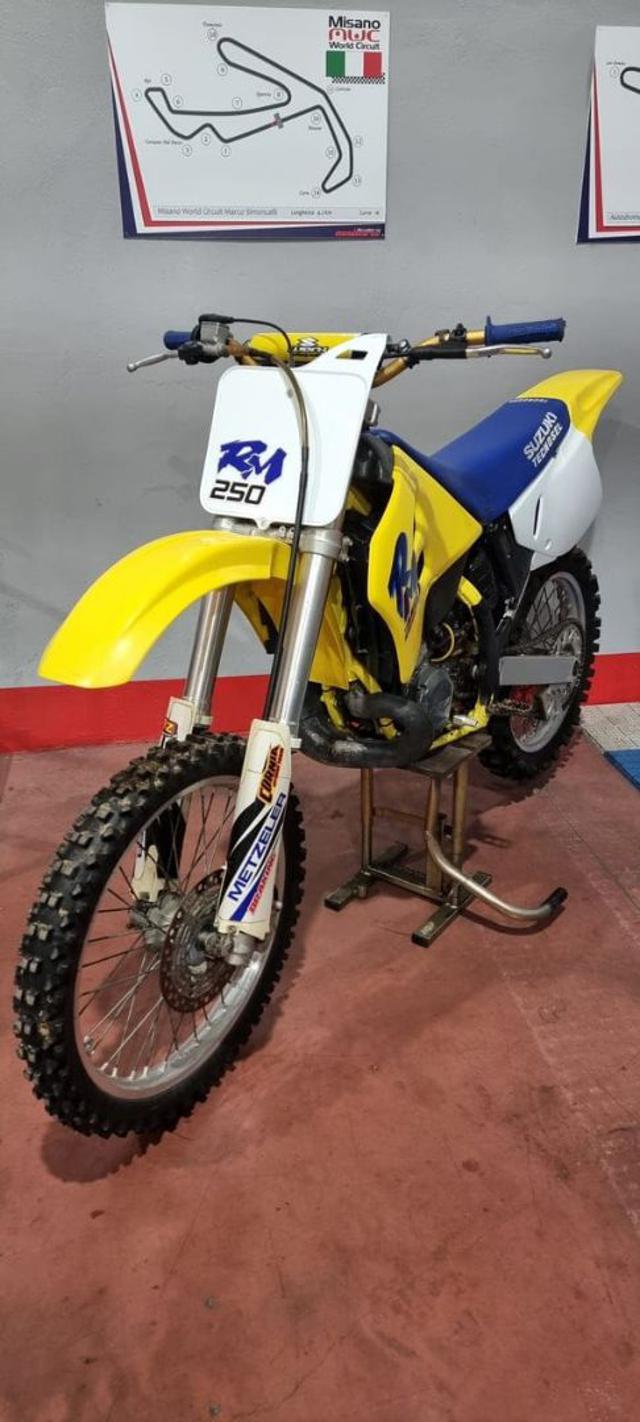 SUZUKI RM 250 - ANNO 1994