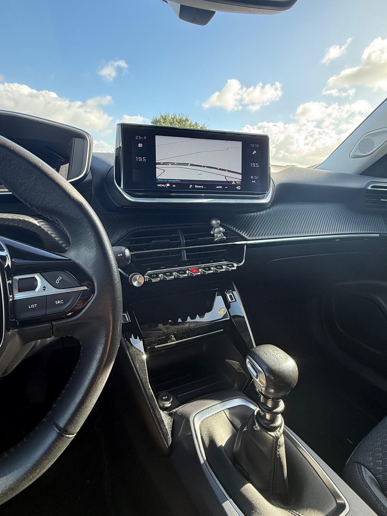 Peugeot 2008 BlueHDi 100 S&S Allure Navi Pack