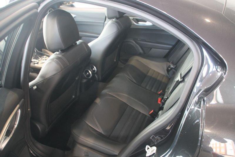 Alfa Romeo Giulia Giulia 2.2 t Veloce Q4 210cv auto