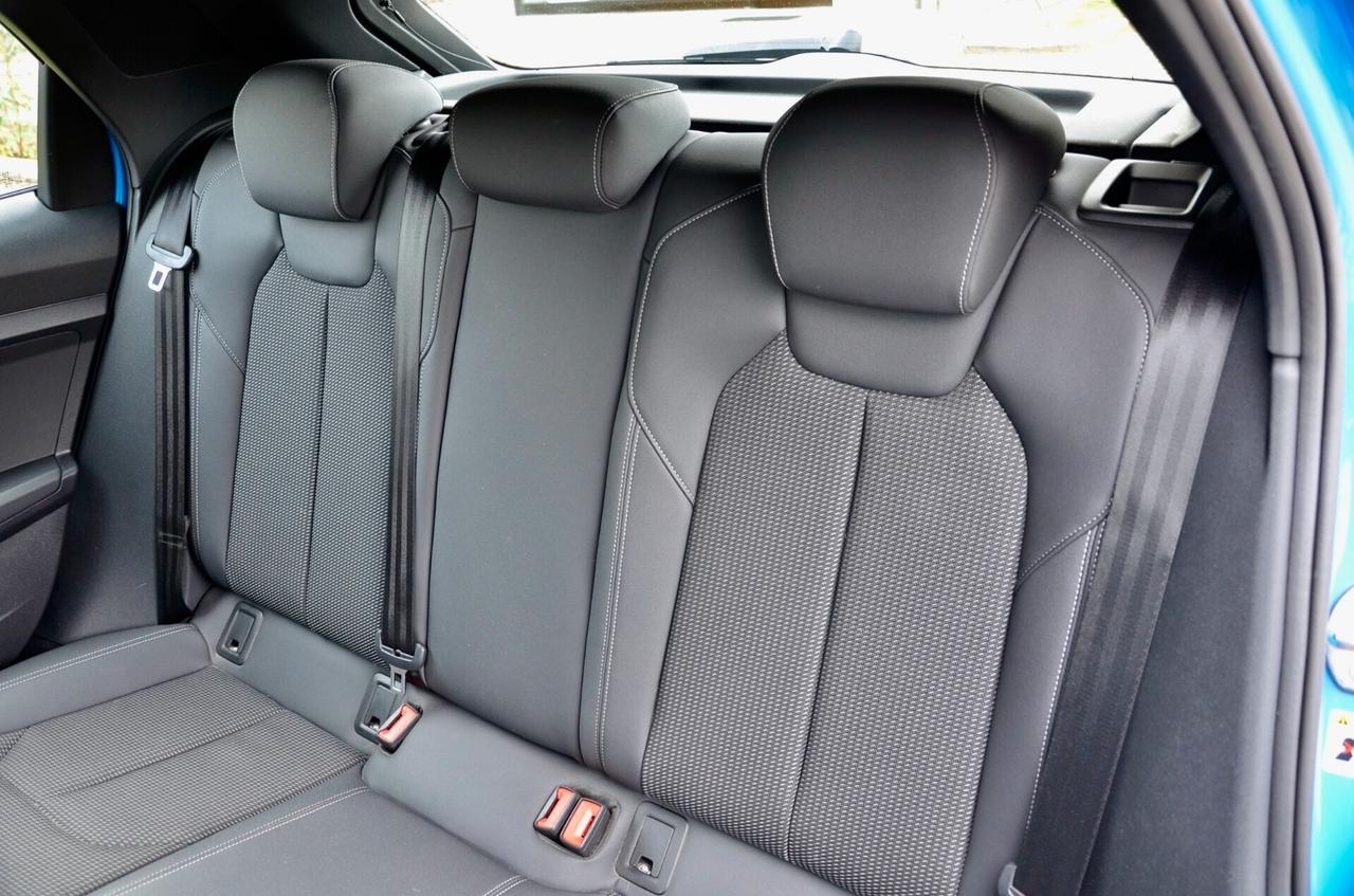 AUDI A1 SPB 30 1.0 TFSI S-LINE INT+EXT 116cv S-TRONIC, UFF ITALIANA, SERVICE CON FATTURE, EURO 6D, APPLE ANDROID, FARI LED, 18", PERMUTE