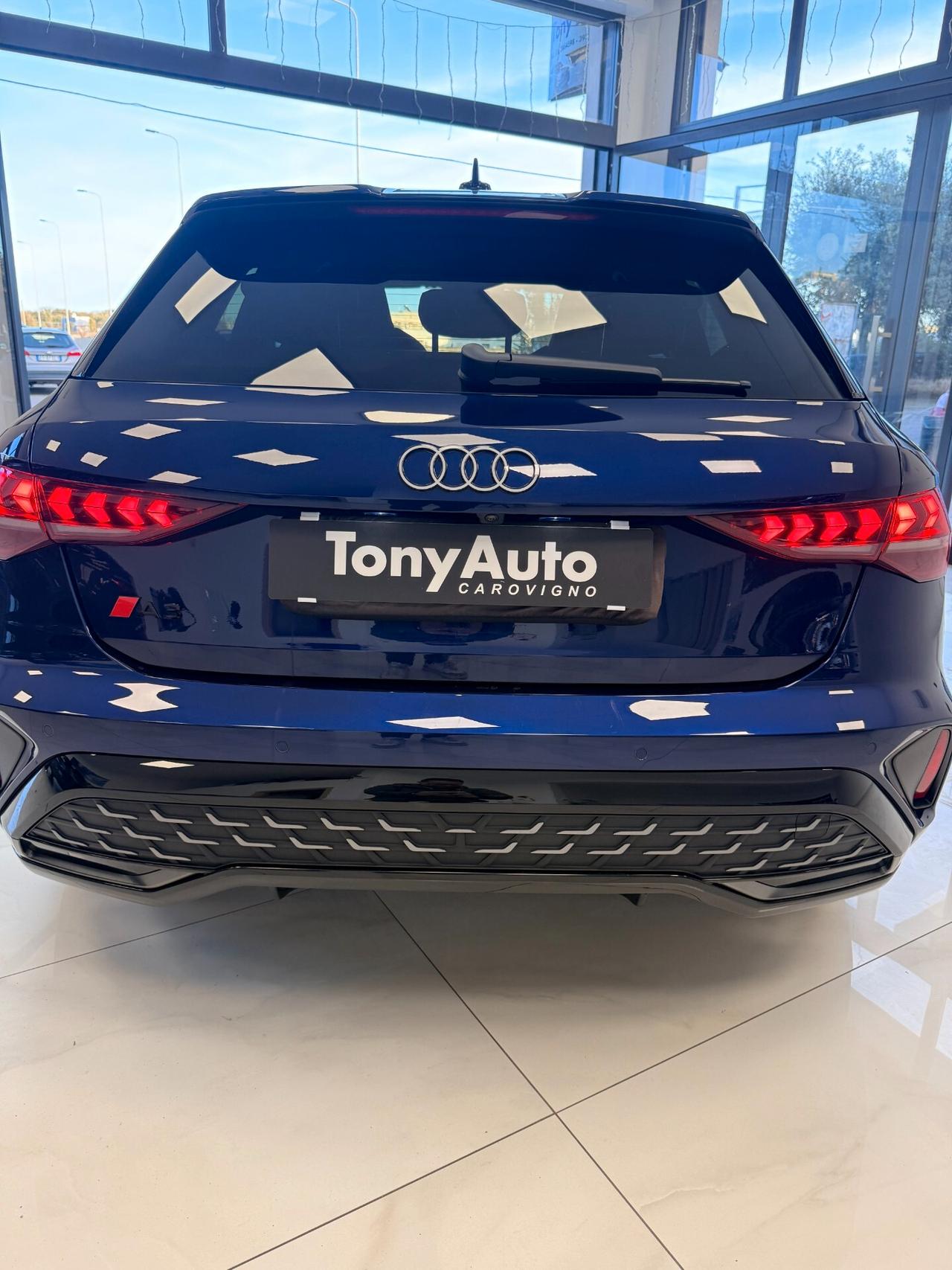 Audi A3 SPB 35 TDI S tronic line edition PACCHETTO LUCI SOFFUSE,APPLE CARPLAY,NAVI,TELECAMERA,FARO MATRIX